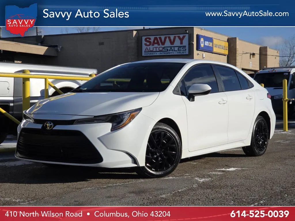 White 2024 Toyota Corolla LE for sale in Columbus, OH
