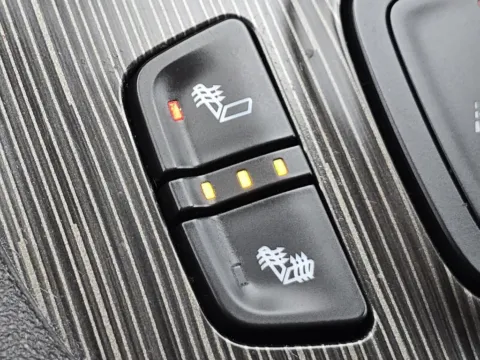 More photos of 2023 GMC Acadia SLT at SAVVY AUTO SALES LLC, OH