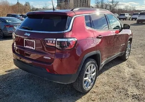 Another view of 2022 Jeep Compass Latitude Lux for sale in Columbus, OH at SAVVY AUTO SALES LLC