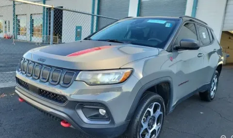 Gray 2022 Jeep Compass Trailhawk for sale in Columbus, OH