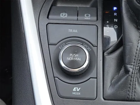 More photos of 2021 Toyota RAV4 Hybrid XLE at SAVVY AUTO SALES LLC, OH