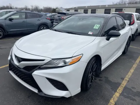 White 2020 Toyota Camry XSE for sale in Columbus, OH