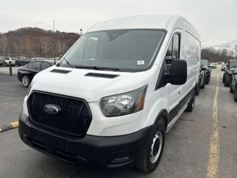 White 2023 Ford Transit-250 for sale in Columbus, OH