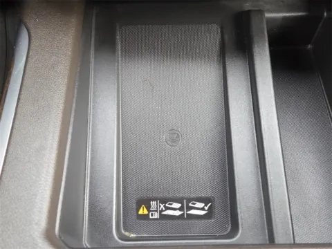 More photos of 2019 GMC Sierra 1500 Denali at SAVVY AUTO SALES LLC, OH