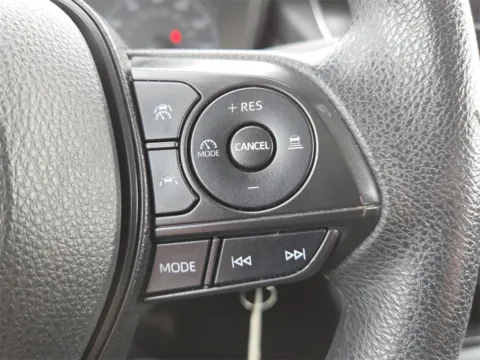 More photos of 2023 Toyota Corolla LE at SAVVY AUTO SALES LLC, OH