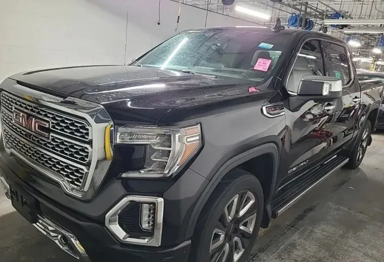 Black 2019 GMC Sierra 1500 Denali for sale in Columbus, OH