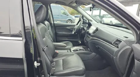 Photos of 2023 Honda Ridgeline RTL-E for sale in Columbus, OH at SAVVY AUTO SALES LLC