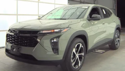 Green 2024 Chevrolet Trax 1RS for sale in Columbus, OH