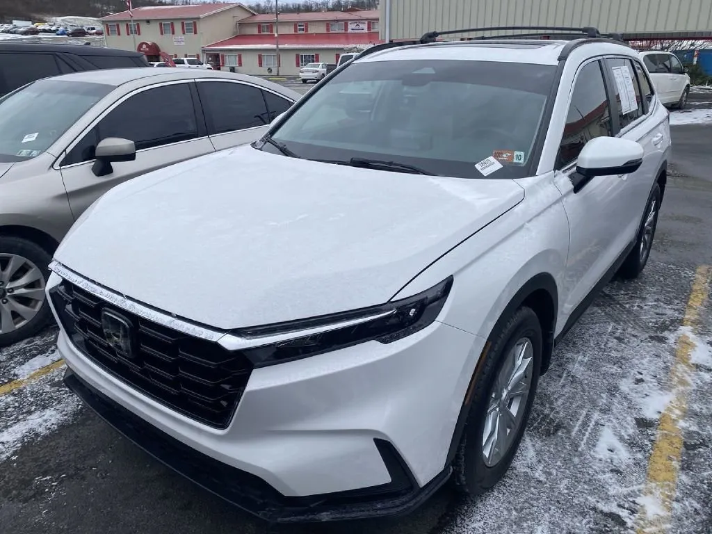 White 2023 Honda CR-V EX for sale in Columbus, OH