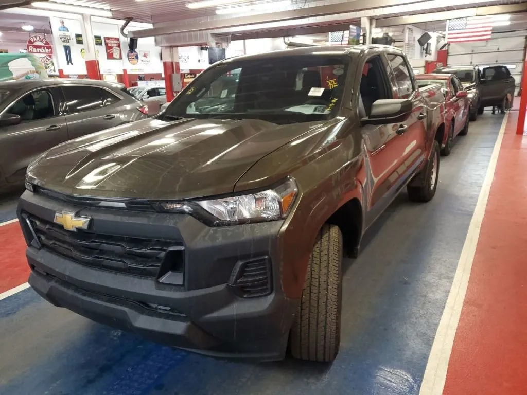 2024 Chevrolet Colorado
