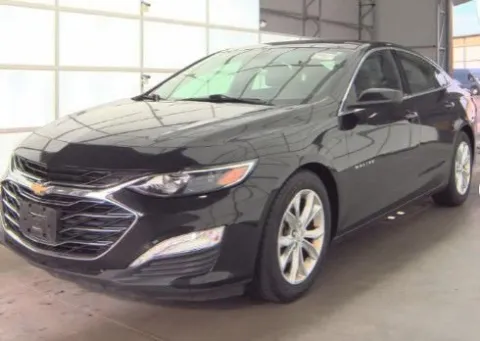 Black 2019 Chevrolet Malibu LT for sale in Columbus, OH