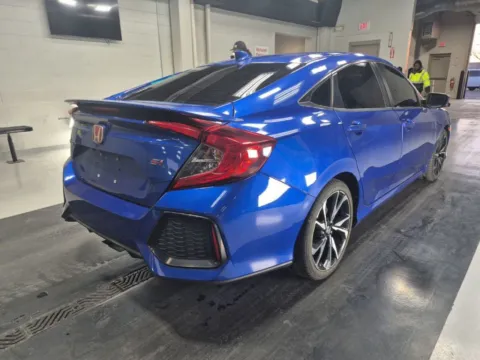 Another view of 2018 Honda Civic Si for sale in Columbus, OH at SAVVY AUTO SALES LLC