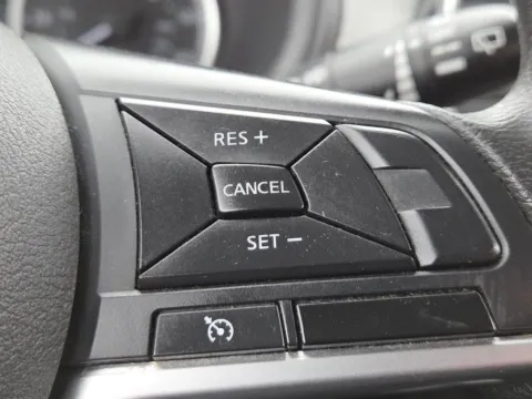 More photos of 2020 Nissan Kicks S at SAVVY AUTO SALES LLC, OH