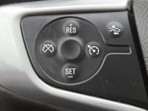 More photos of 2023 GMC Acadia SLT at SAVVY AUTO SALES LLC, OH