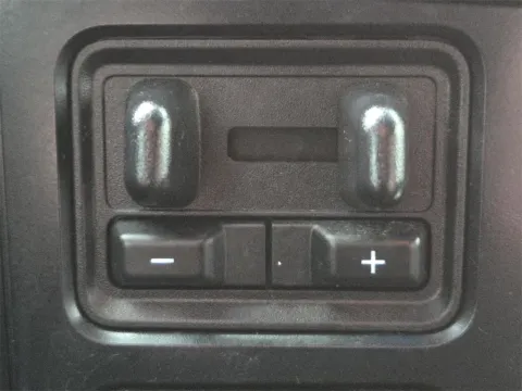 More photos of 2022 Ford F-150 XLT at SAVVY AUTO SALES LLC, OH