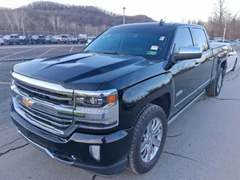 Black 2018 Chevrolet Silverado 1500 High Country for sale in Columbus, OH