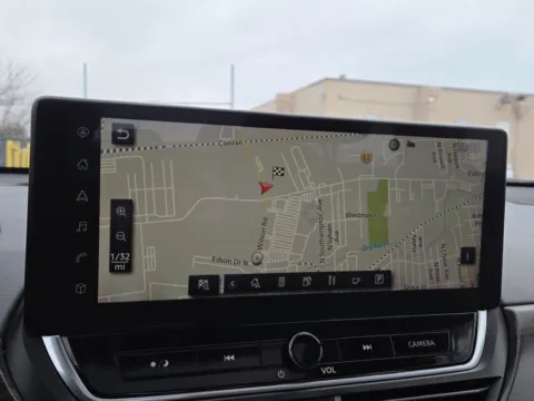 More photos of 2023 Nissan Altima 2.5 SV at SAVVY AUTO SALES LLC, OH