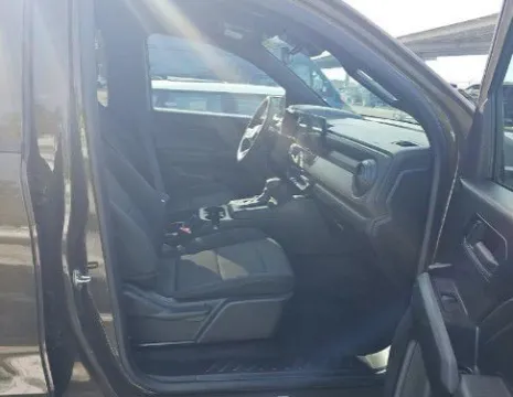 Photos of 2023 Chevrolet Colorado Work Truck for sale in Columbus, OH at SAVVY AUTO SALES LLC