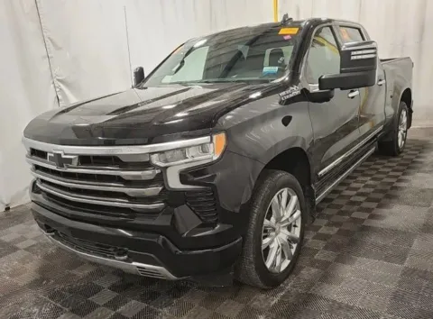 Black 2023 Chevrolet Silverado 1500 High Country for sale in Columbus, OH