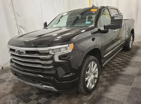 Black 2023 Chevrolet Silverado 1500 High Country for sale in Columbus, OH
