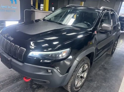 Black 2019 Jeep Cherokee Trailhawk for sale in Columbus, OH