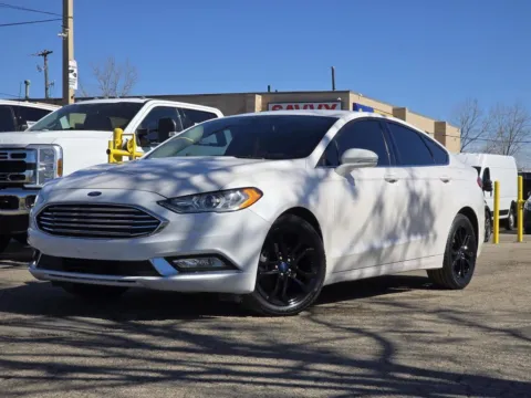 Photos of 2017 Ford Fusion SE for sale in Columbus, OH at SAVVY AUTO SALES LLC