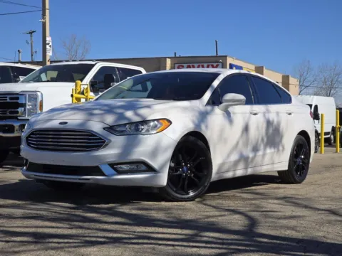 White 2017 Ford Fusion SE for sale in Columbus, OH