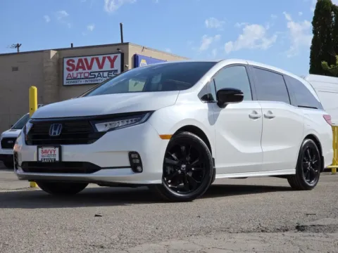 White 2023 Honda Odyssey Sport for sale in Columbus, OH