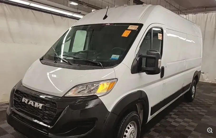 White 2024 Ram ProMaster 2500 High Roof for sale in Columbus, OH