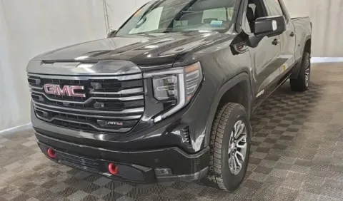 Black 2023 GMC Sierra 1500 AT4 for sale in Columbus, OH