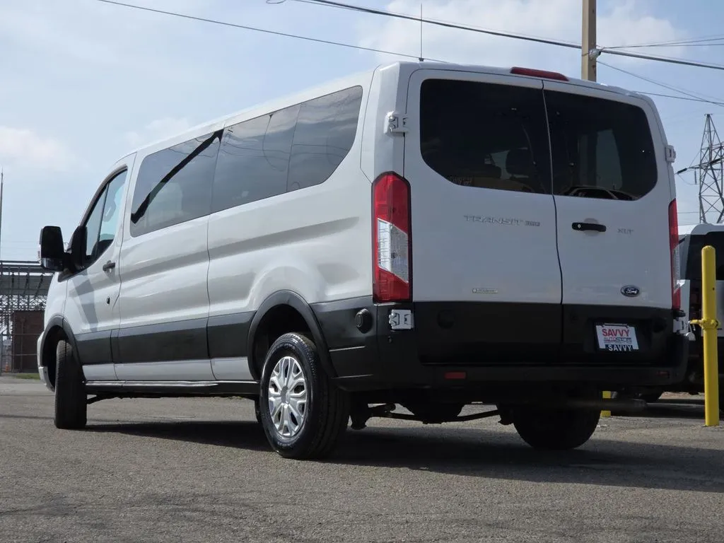 2024 Ford Transit Passenger Van XLT - Photo 15