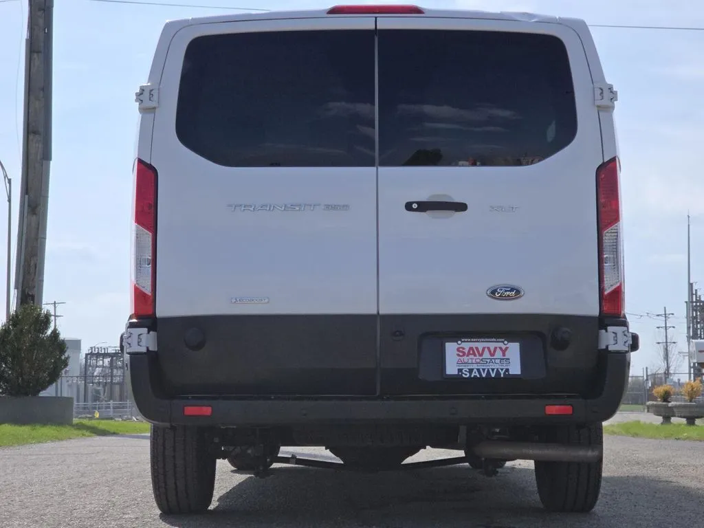 2024 Ford Transit Passenger Van XLT - Photo 14