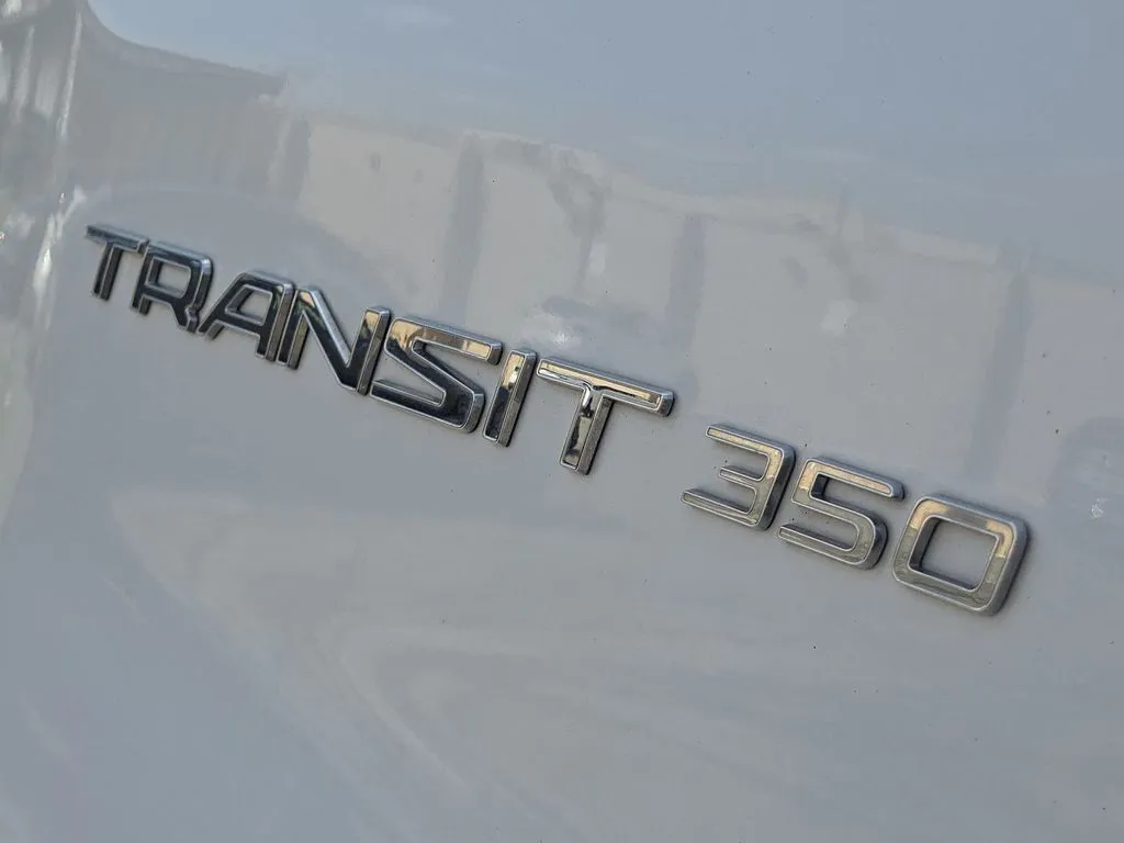 2024 Ford Transit Passenger Van XLT - Photo 19