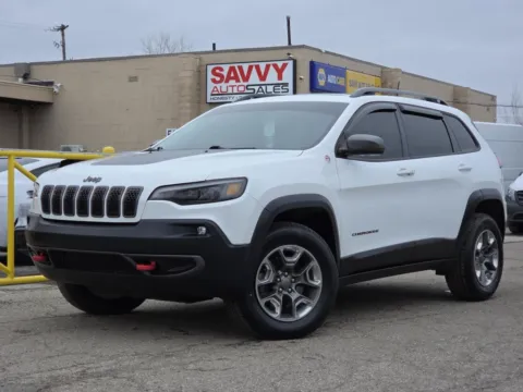 White 2019 Jeep Cherokee Trailhawk for sale in Columbus, OH