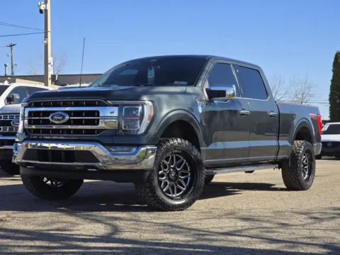 Photos of 2021 Ford F-150 Lariat for sale in Columbus, OH at SAVVY AUTO SALES LLC