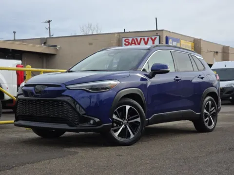 Gray 2023 Toyota Corolla Cross Hybrid XSE for sale in Columbus, OH