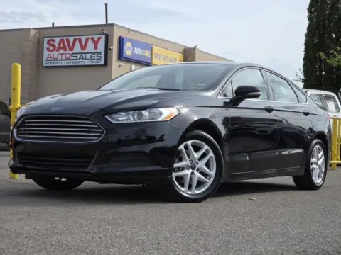 Photos of 2016 Ford Fusion SE for sale in Columbus, OH at SAVVY AUTO SALES LLC