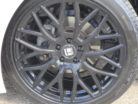 More photos of 2020 Toyota Corolla SE at SAVVY AUTO SALES LLC, OH