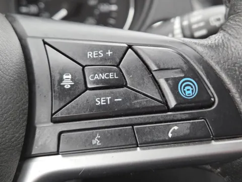 More photos of 2019 Nissan Rogue SV at SAVVY AUTO SALES LLC, OH