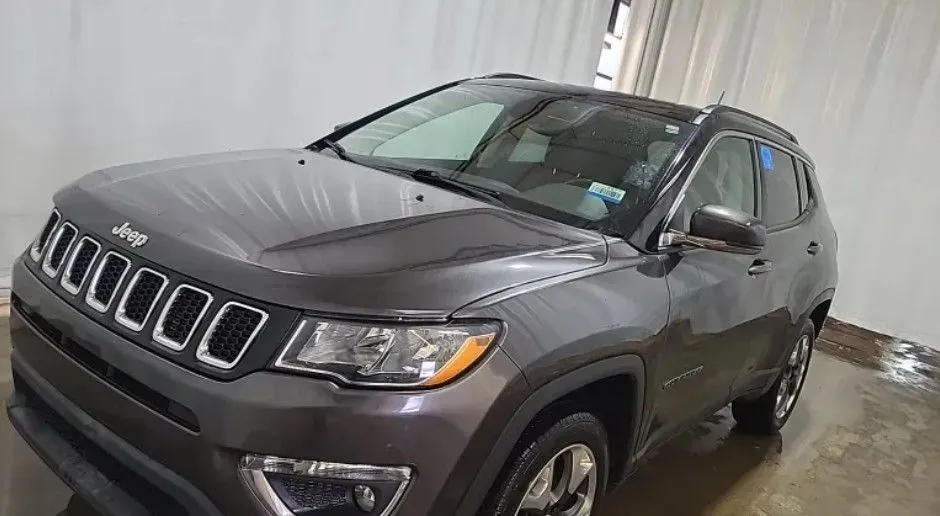 Gray 2019 Jeep Compass Limited for sale in Columbus, OH