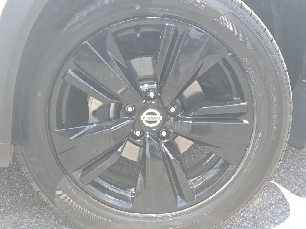 2021 Nissan Rogue Platinum - Photo 11