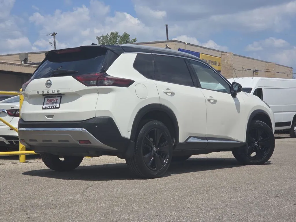 2021 Nissan Rogue Platinum - Photo 16