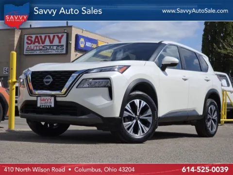 White 2023 Nissan Rogue SV for sale in Columbus, OH