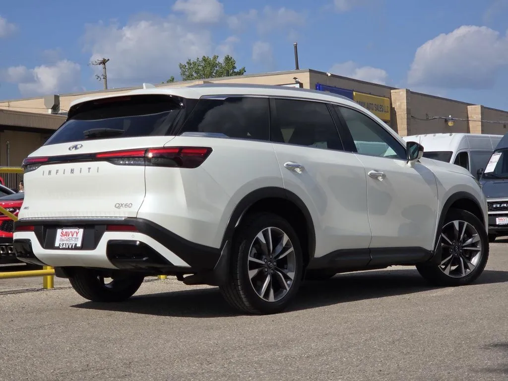 2023 INFINITI QX60 LUXE - Photo 19