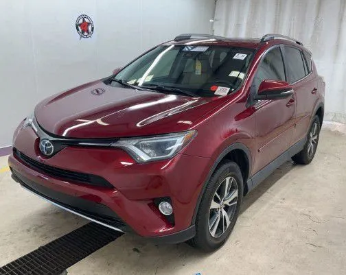 Red 2018 Toyota RAV4 XLE for sale in Columbus, OH