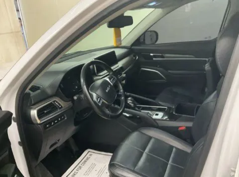 Photos of 2022 Kia Telluride EX for sale in Columbus, OH at SAVVY AUTO SALES LLC