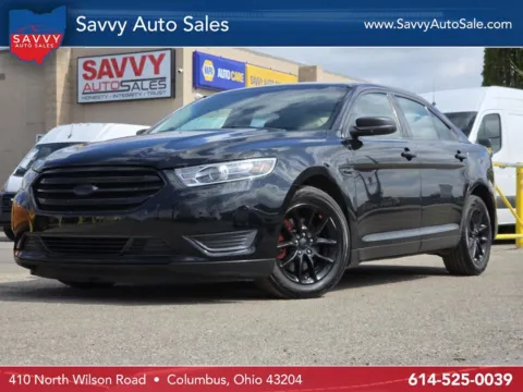 Black 2014 Ford Taurus SE for sale in Columbus, OH