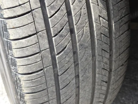 More photos of 2014 Ford Taurus SE at SAVVY AUTO SALES LLC, OH