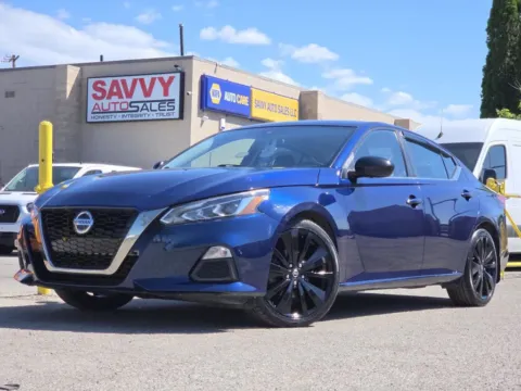Photos of 2022 Nissan Altima 2.5 SR for sale in Columbus, OH at SAVVY AUTO SALES LLC