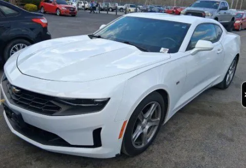 White 2019 Chevrolet Camaro 1LT for sale in Columbus, OH